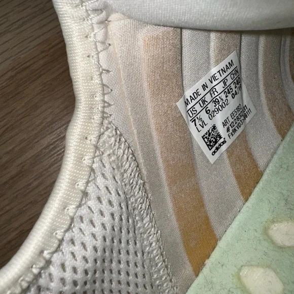 Adidas Weltmarke Mit Den 3 Streifen Shoes - Women’s Size 7.5 - Picture 5 of 5